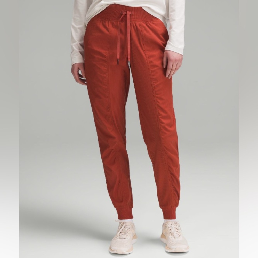 Dance studio mid rise jogger - full length. Cayenne